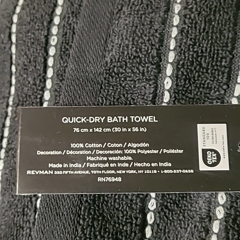 Vera Wang Bath Towel Set